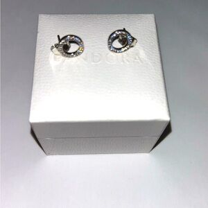 NEW NEVER WORN Pandora Earrings